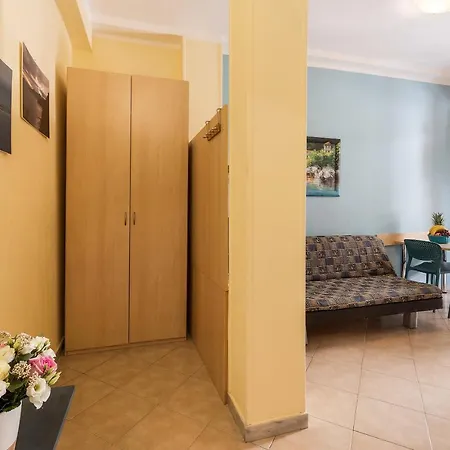 Apartment Isophylla Basic Finale Ligure